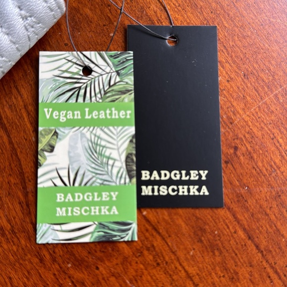 Badgley Mischka Long Braid Quilting Wallet NWT - Picture 8 of 8